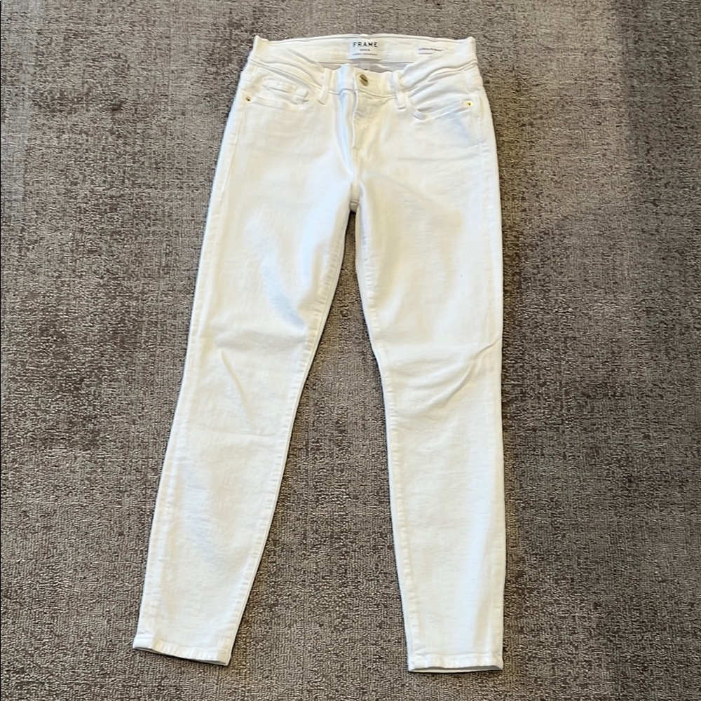 Frame “Le Skinny De Jeanne” crop white denim